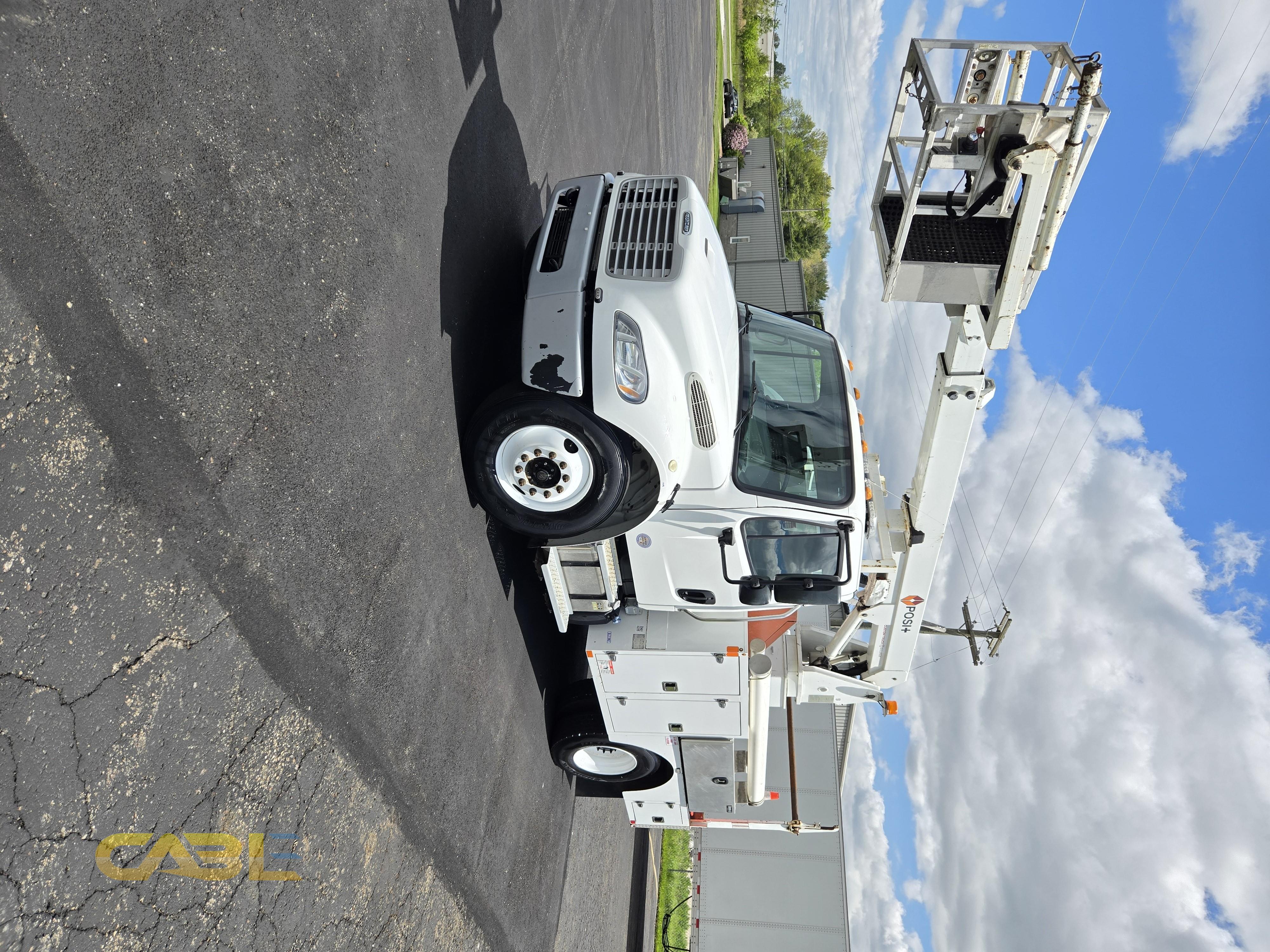 2020 Freightliner M2106 4x2 / POSI 800 Boom